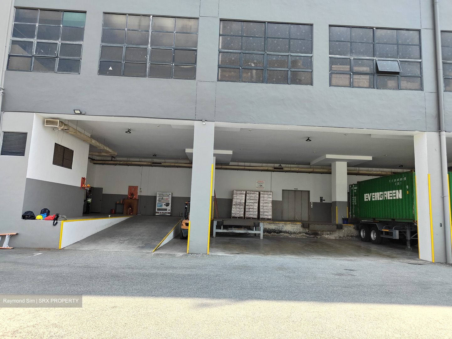 Bth Global Building (D27), Warehouse #441663091